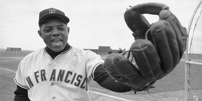 Willie Mays là cầu thủ đứng đầu đạt MVP của giải đấu National League